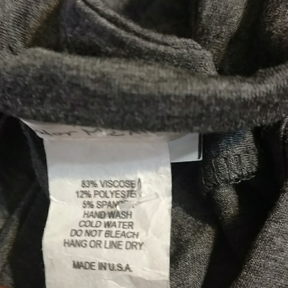 Color me Red Top - Picture 3 of 3